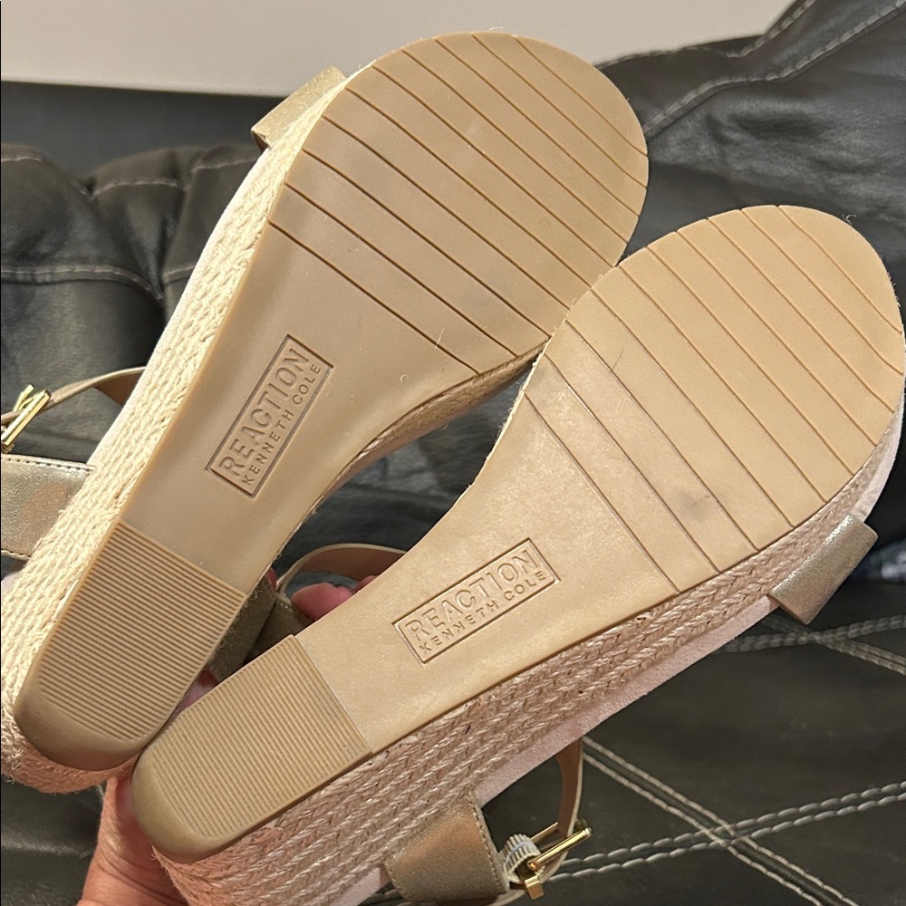 Reaction Kenneth Cole Gold Wedge Sandals - Picture 7 of 7